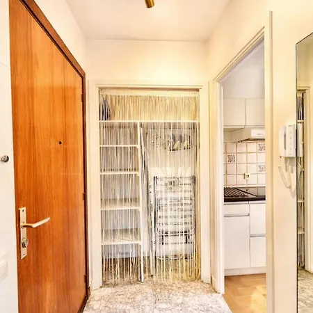 아파트 1 Min To Sea, Parking, Ac, Terrace, 15 Min Monaco